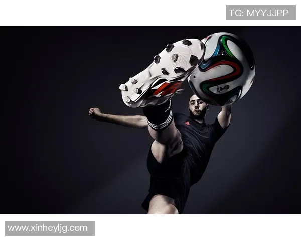 足球球星炫酷花式热身动作展现力量与技巧融合魅力